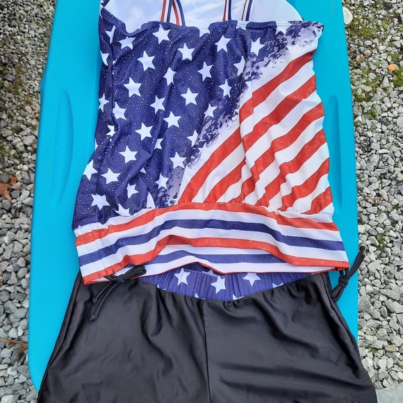 Womens 2 piece swim suit - Picture 2 of 3